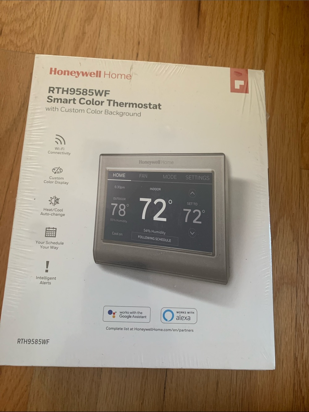 Honeywell Home RTH9585WF Smart Color Thermostat with Custom Color Background NIB